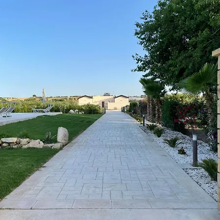 Il Gelso E L'ulivo Mit Schwimmbad By Interhome Noto